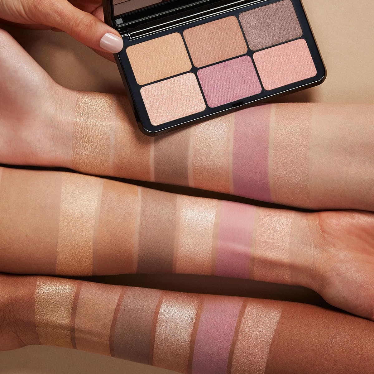 KIKO Milano Irresistible Total Look Face Powder Palette - Image 5