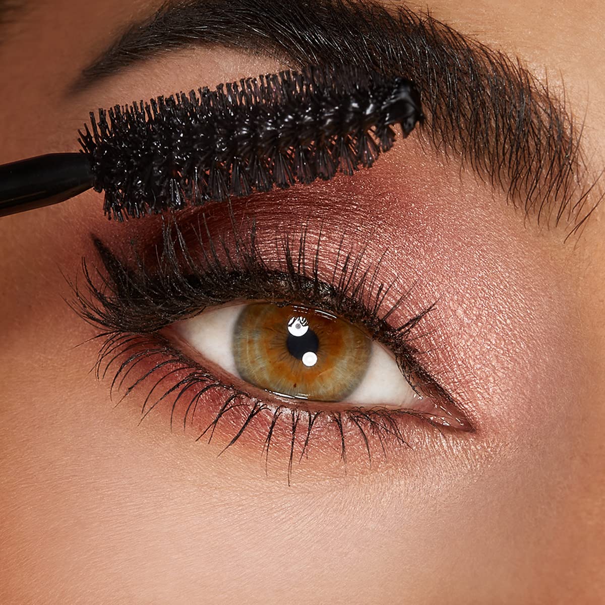 KIKO Milano Luxurious Lashes Maxi Volume Brush Mascara | Lash-reshaping Mascara - Image 3